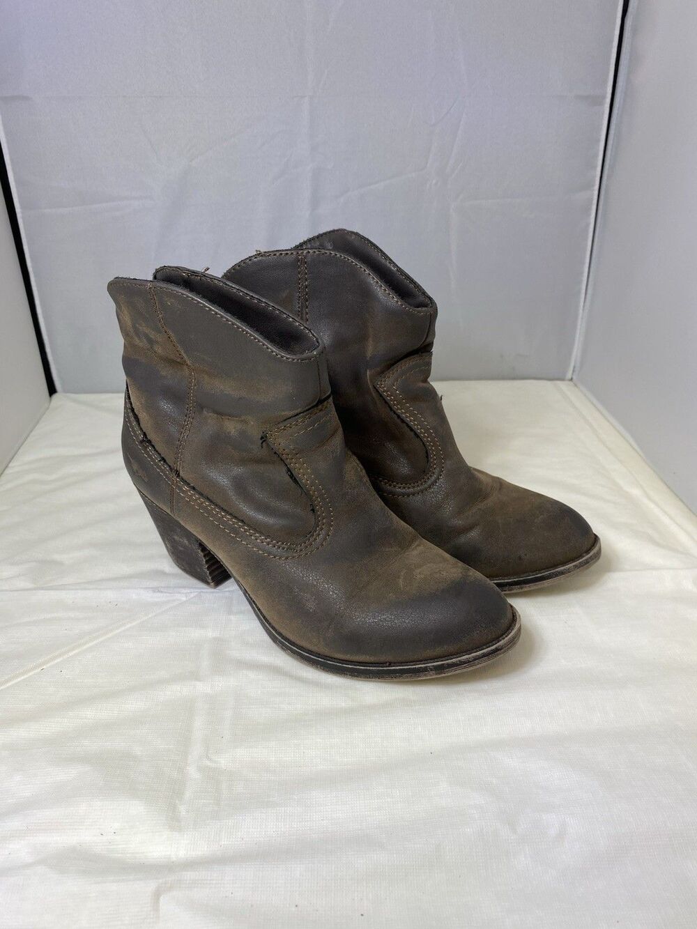 Rocket Dog Womens VINTAGE Y2K Leather Ankle Western Boots Browns Size 7